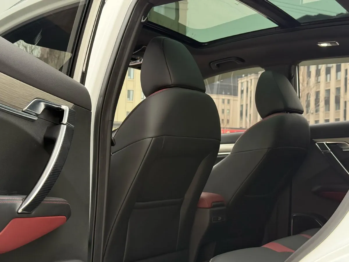 2019 Geely Coolray 1.5T 177HP L3 7DCT,autocango,china used car exporter,china ev exporter,chinese used car exporter,chinese used ev exporter