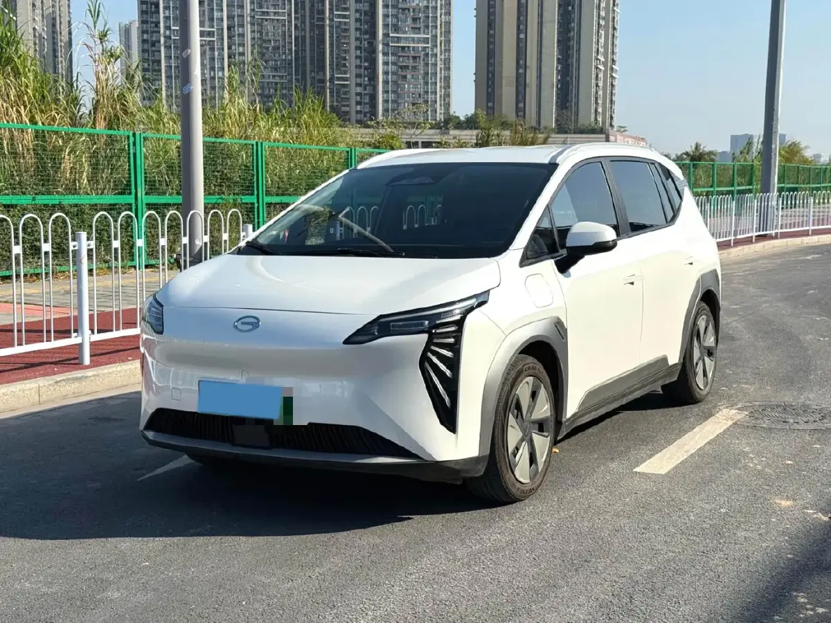 2023 Aion Y BEV 61.7KWH