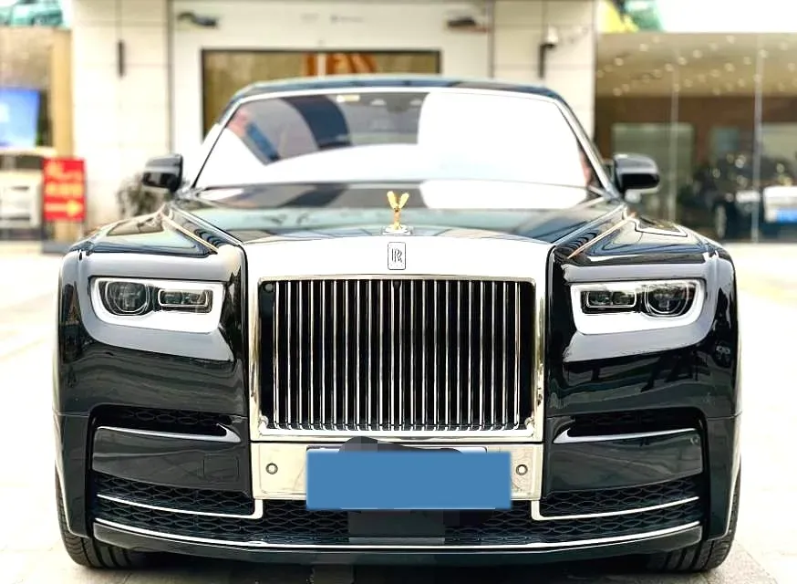 2018 Rolls-Royce Phantom 6.7T 571HP V12 8AT,autocango,china used car exporter,china ev exporter,chinese used car exporter,chinese used ev exporter