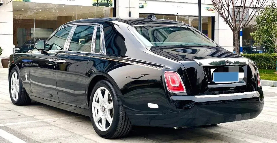 2018 Rolls-Royce Phantom 6.7T 571HP V12 8AT,autocango,china used car exporter,china ev exporter,chinese used car exporter,chinese used ev exporter