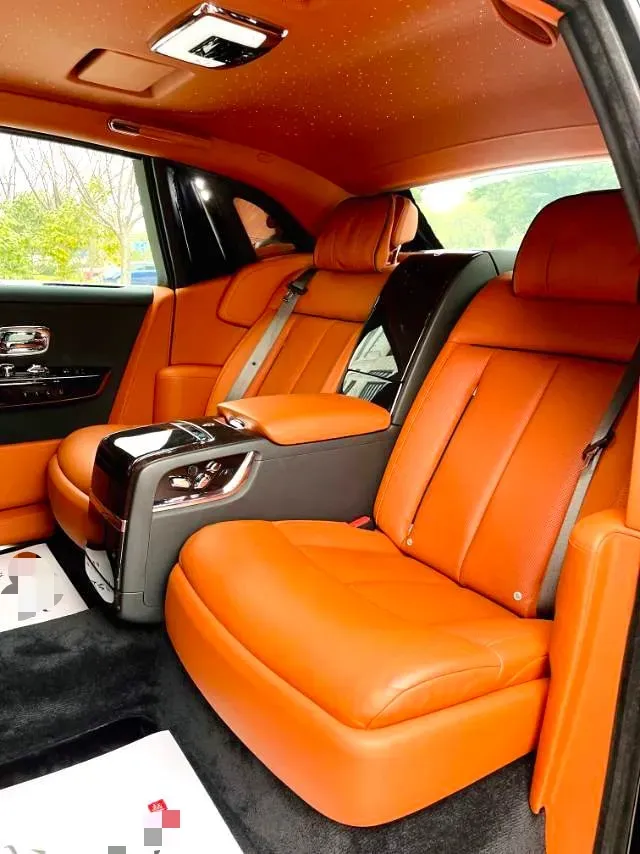 2018 Rolls-Royce Phantom 6.7T 571HP V12 8AT,autocango,china used car exporter,china ev exporter,chinese used car exporter,chinese used ev exporter