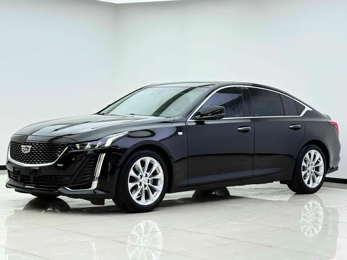 2022 Cadillac CT5 2.0T 237HP L4 10AT