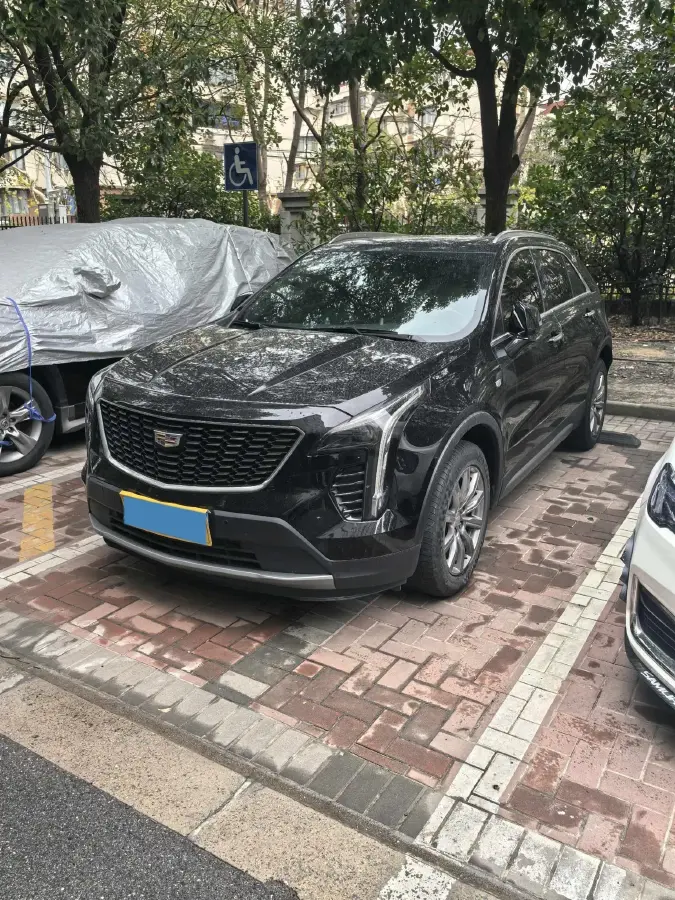 2020 Cadillac XT4 2.0T 237HP L4 9AT