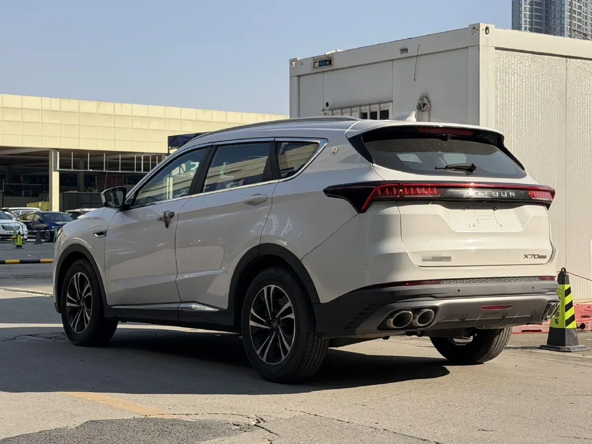 2022 Jetour X70 Plus 1.5T 156HP L4 CVT,autocango,china used car exporter,china ev exporter,chinese used car exporter,chinese used ev exporter