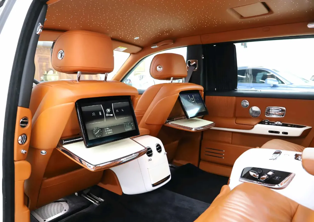 2018 Rolls-Royce Phantom 6.7T 571HP V12 8AT,autocango,china used car exporter,china ev exporter,chinese used car exporter,chinese used ev exporter