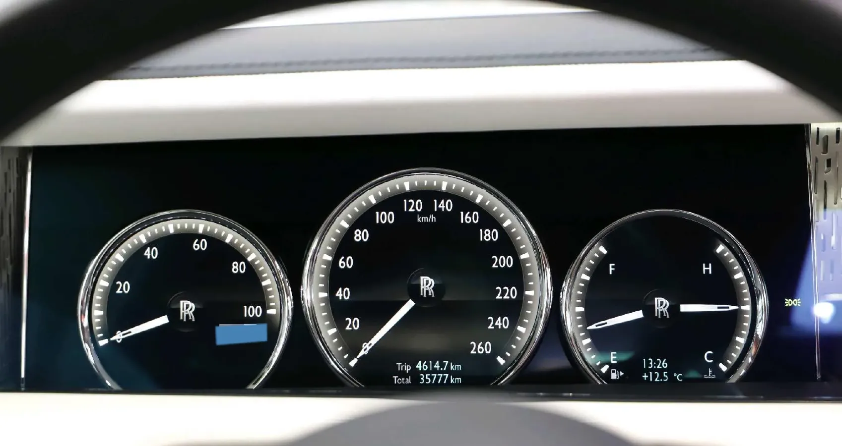 2018 Rolls-Royce Phantom 6.7T 571HP V12 8AT,autocango,china used car exporter,china ev exporter,chinese used car exporter,chinese used ev exporter