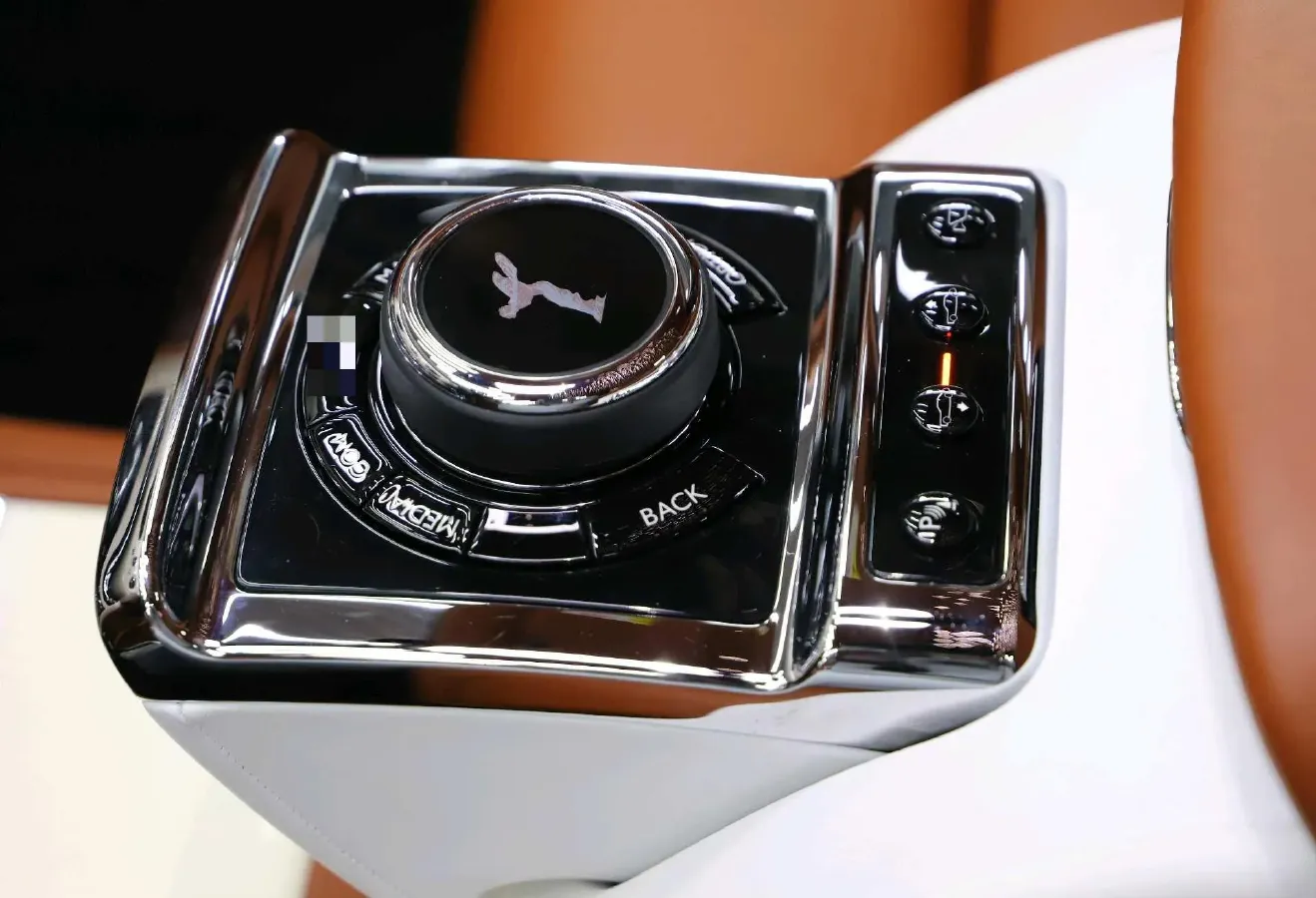 2018 Rolls-Royce Phantom 6.7T 571HP V12 8AT,autocango,china used car exporter,china ev exporter,chinese used car exporter,chinese used ev exporter