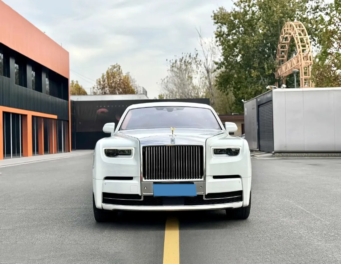 2018 Rolls-Royce Phantom 6.7T 571HP V12 8AT,autocango,china used car exporter,china ev exporter,chinese used car exporter,chinese used ev exporter