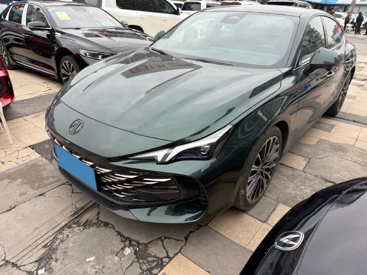 2023 MG 7 2.0T 261HP L4 9AT