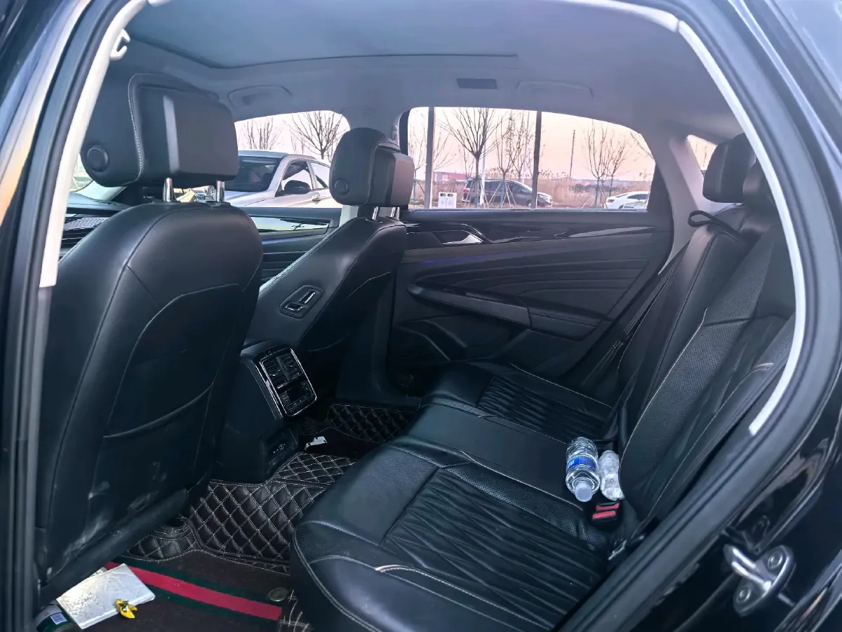 2020 Volkswagen Passat 2.0T 186HP L4 7DCT,autocango,china used car exporter,china ev exporter,chinese used car exporter,chinese used ev exporter