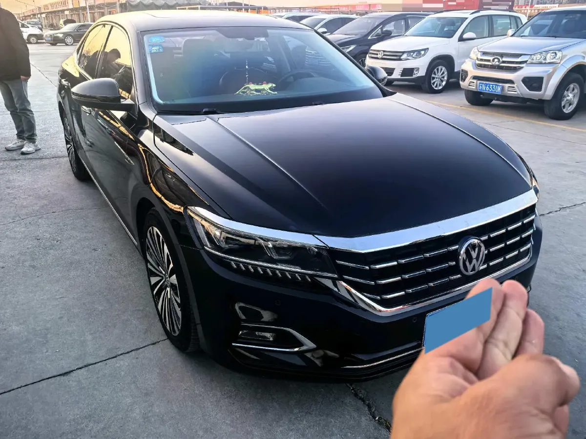 2020 Volkswagen Passat 2.0T 186HP L4 7DCT,autocango,china used car exporter,china ev exporter,chinese used car exporter,chinese used ev exporter