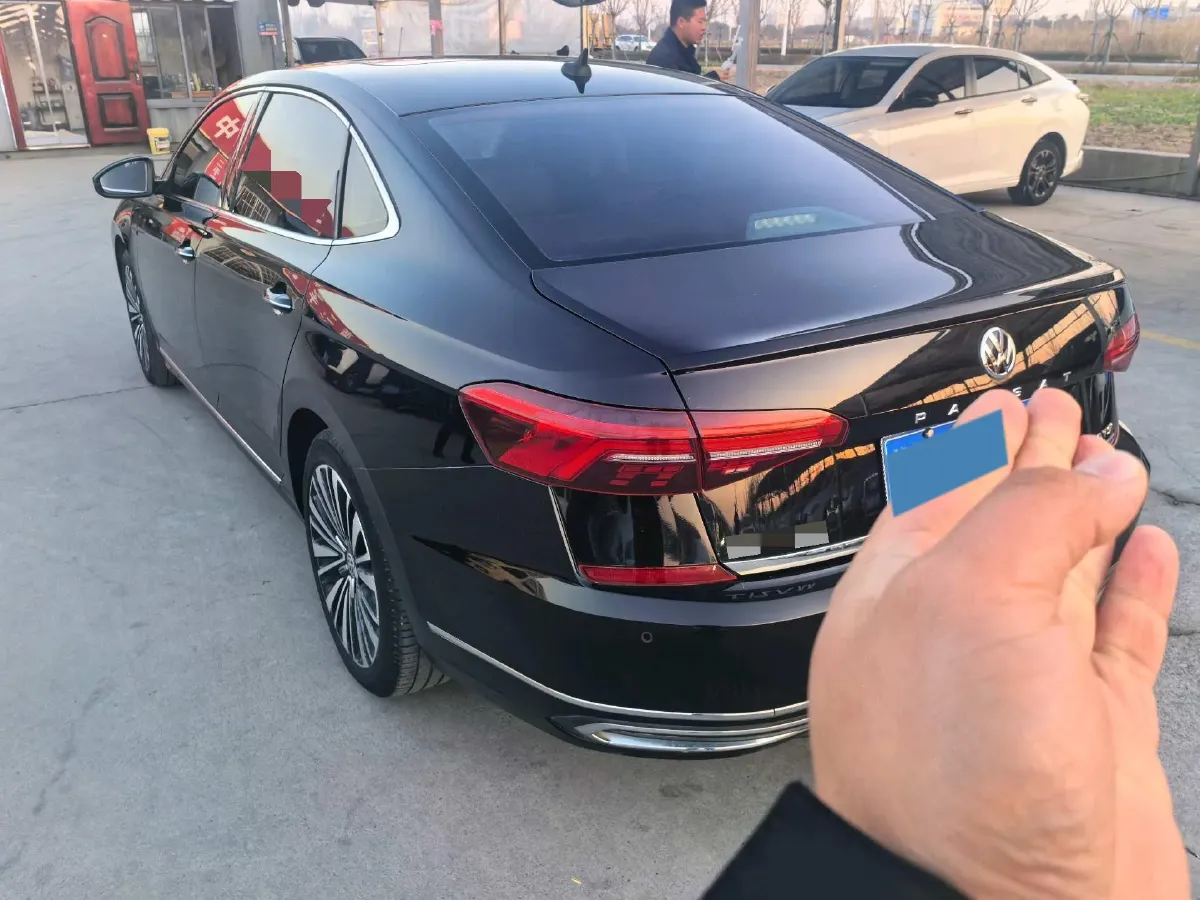 2020 Volkswagen Passat 2.0T 186HP L4 7DCT,autocango,china used car exporter,china ev exporter,chinese used car exporter,chinese used ev exporter
