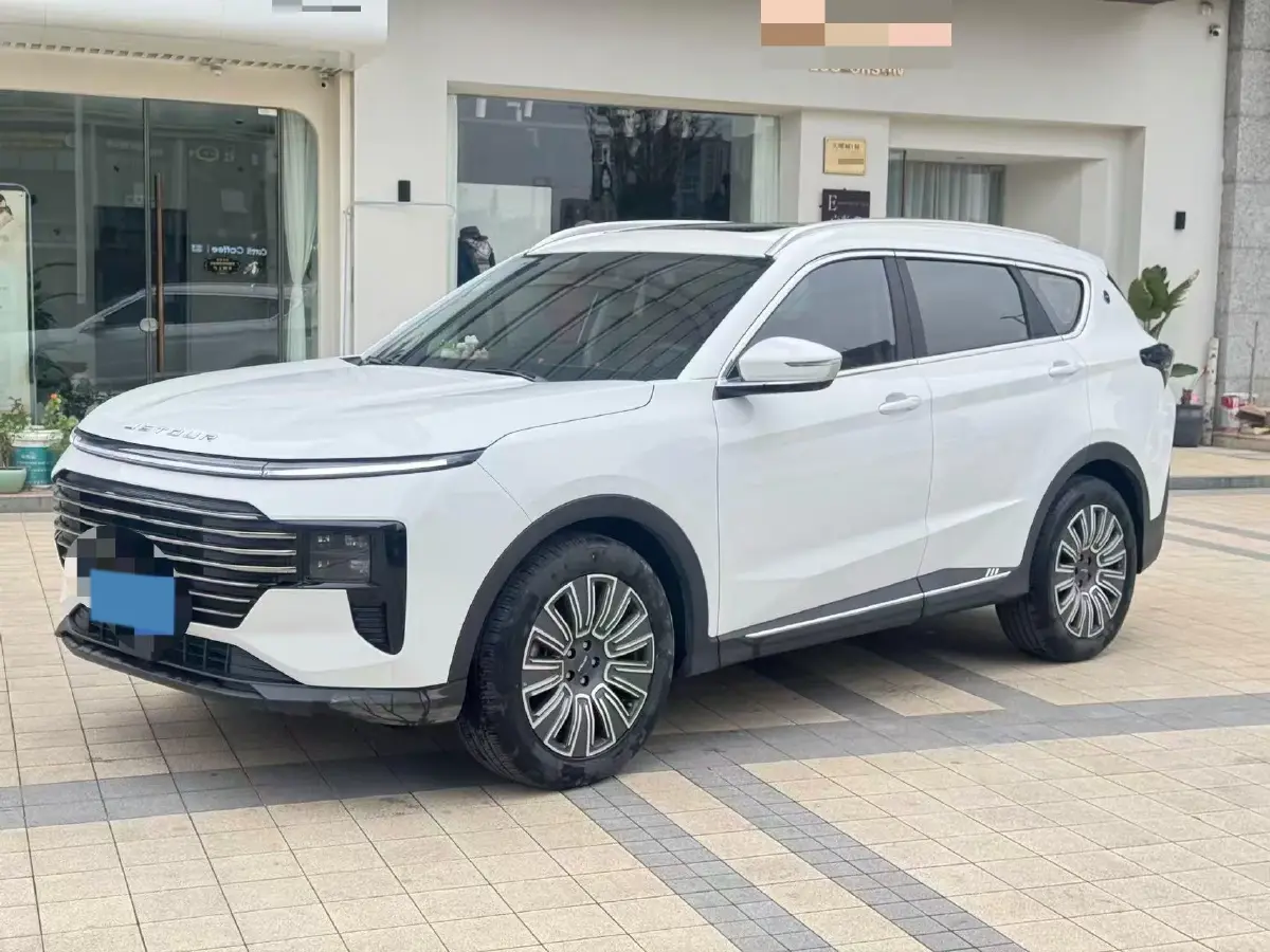 2025 Jetour X70 Plus 1.5T 156HP L4 6DCT