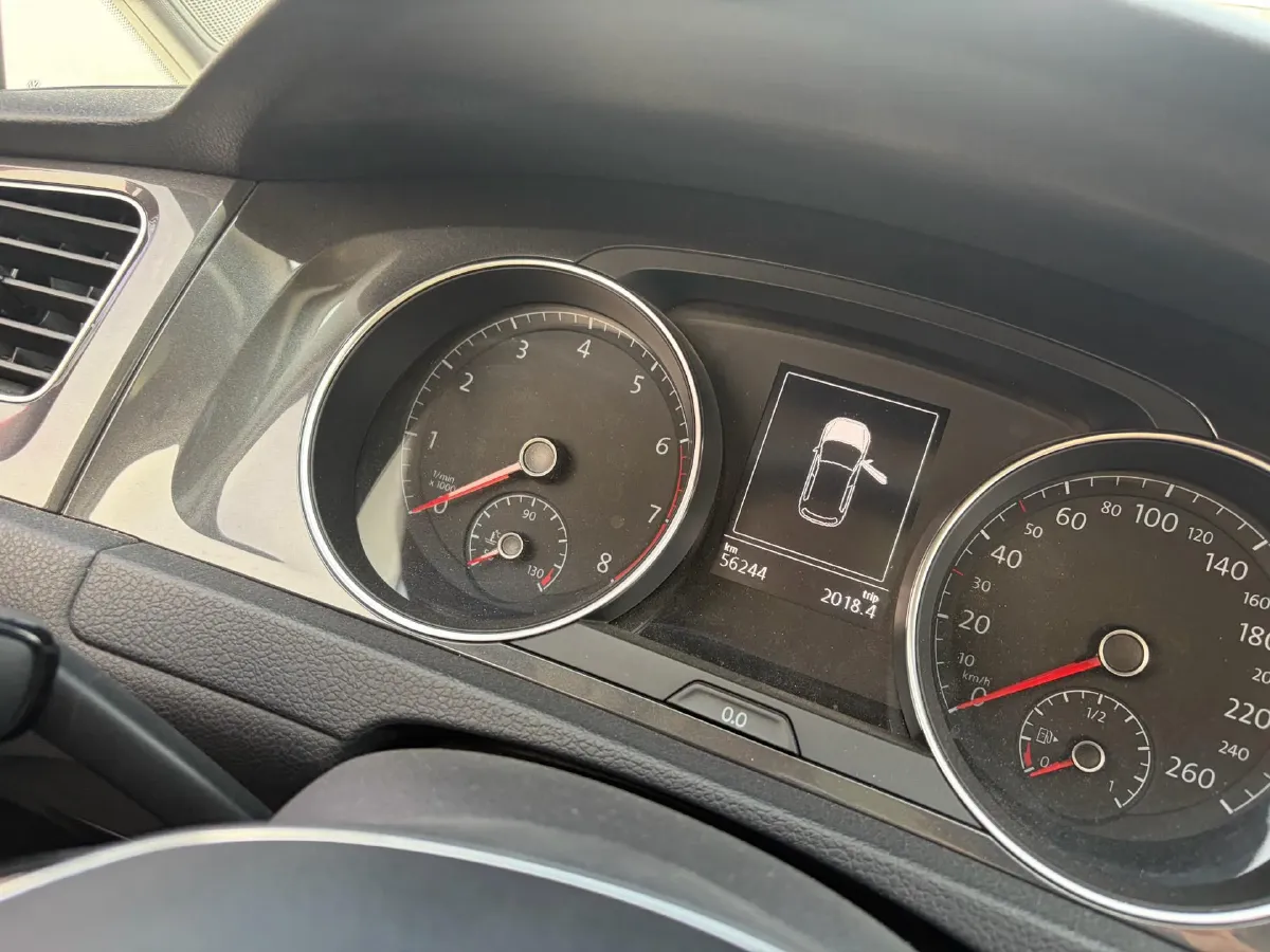 2019 Brilliance Auto V7 1.8T 231HP L4 7DCT,autocango,china used car exporter,china ev exporter,chinese used car exporter,chinese used ev exporter