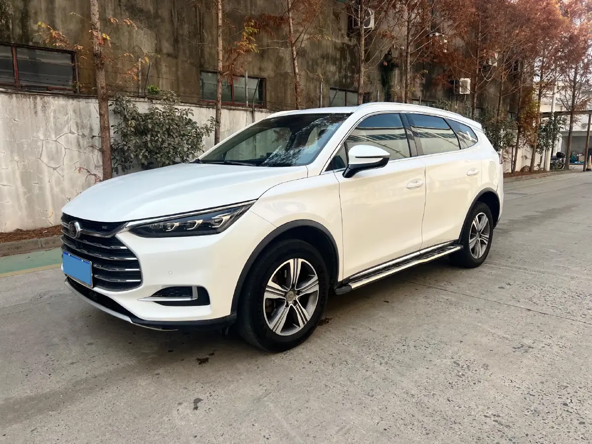 2018 BYD Tang 2.0T 205HP L4 6AT