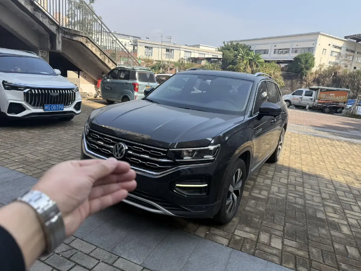 2020 Volkswagen Tayron 2.0T 186HP L4 7DCT