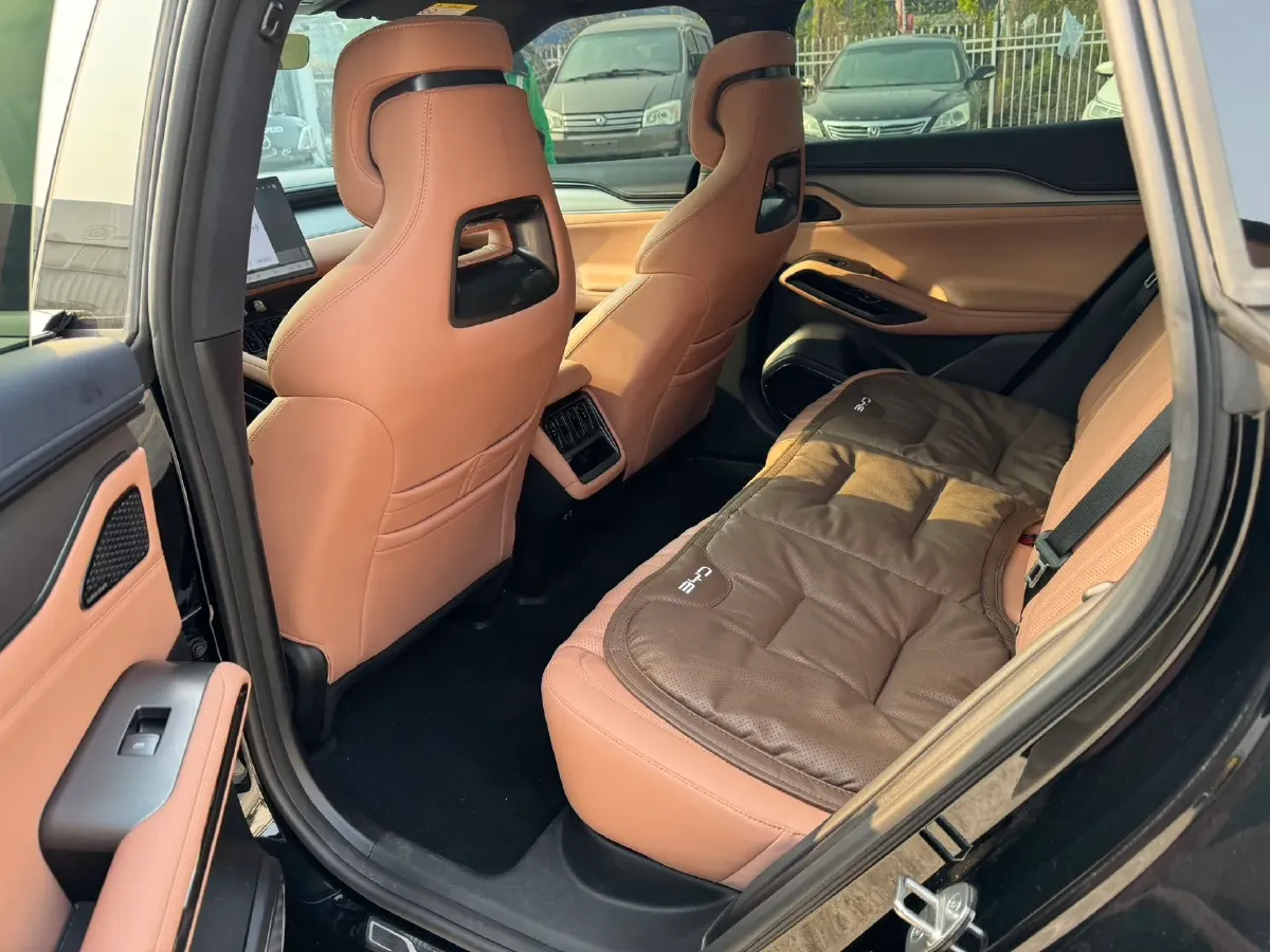 2025 BYD SongL EV BEV 71.8KWH,autocango,china used car exporter,china ev exporter,chinese used car exporter,chinese used ev exporter