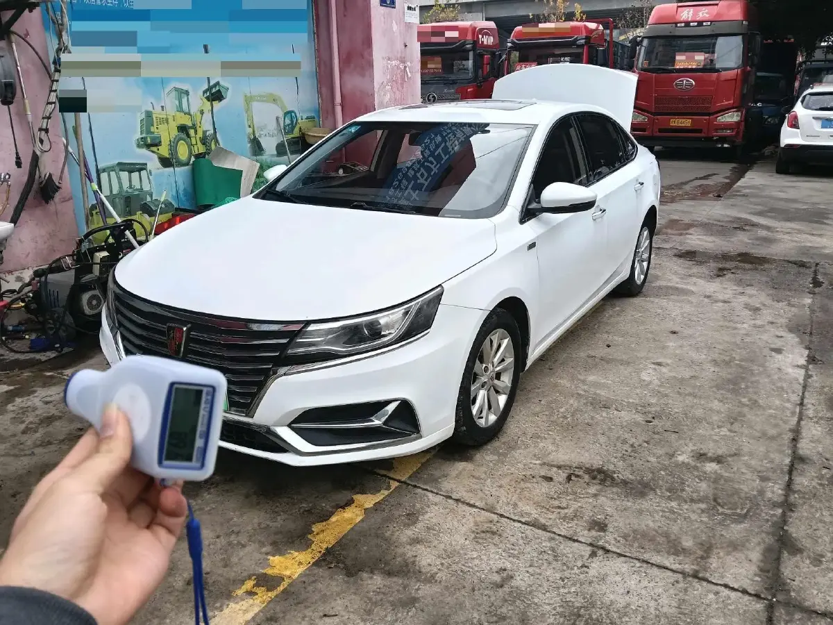 2017 Roewe i6 1.0T 125HP L3 2AT PHEV