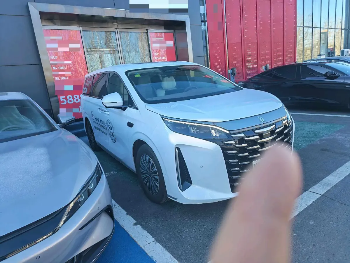 2025 BYD Xia 1.5T 156HP L4 E-CVT PHEV 36.6KWH,autocango,china used car exporter,china ev exporter,chinese used car exporter,chinese used ev exporter