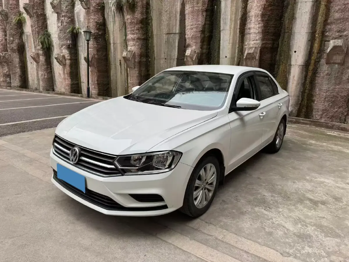 2019 Volkswagen Bora 1.5L 112HP L4 5MT