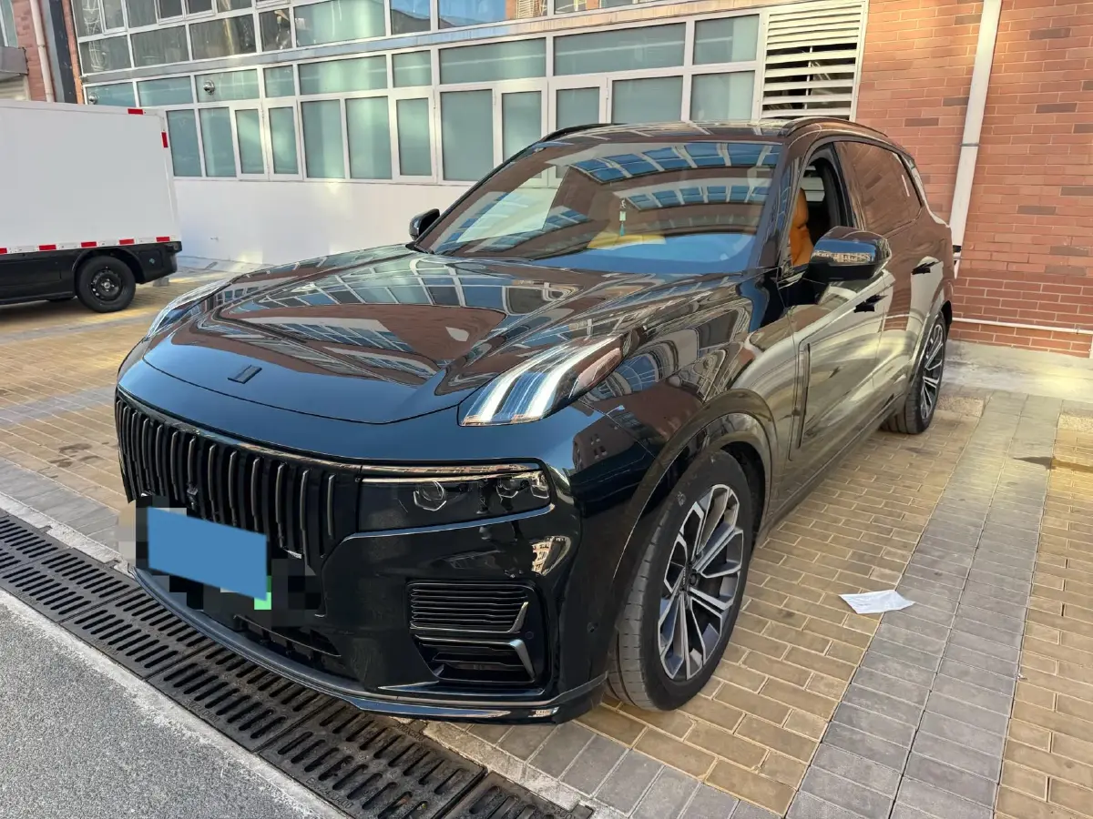 2024 LYNK&CO 09 EM-P 2.0T 254HP L4 3DHT PHEV 40.1KWH