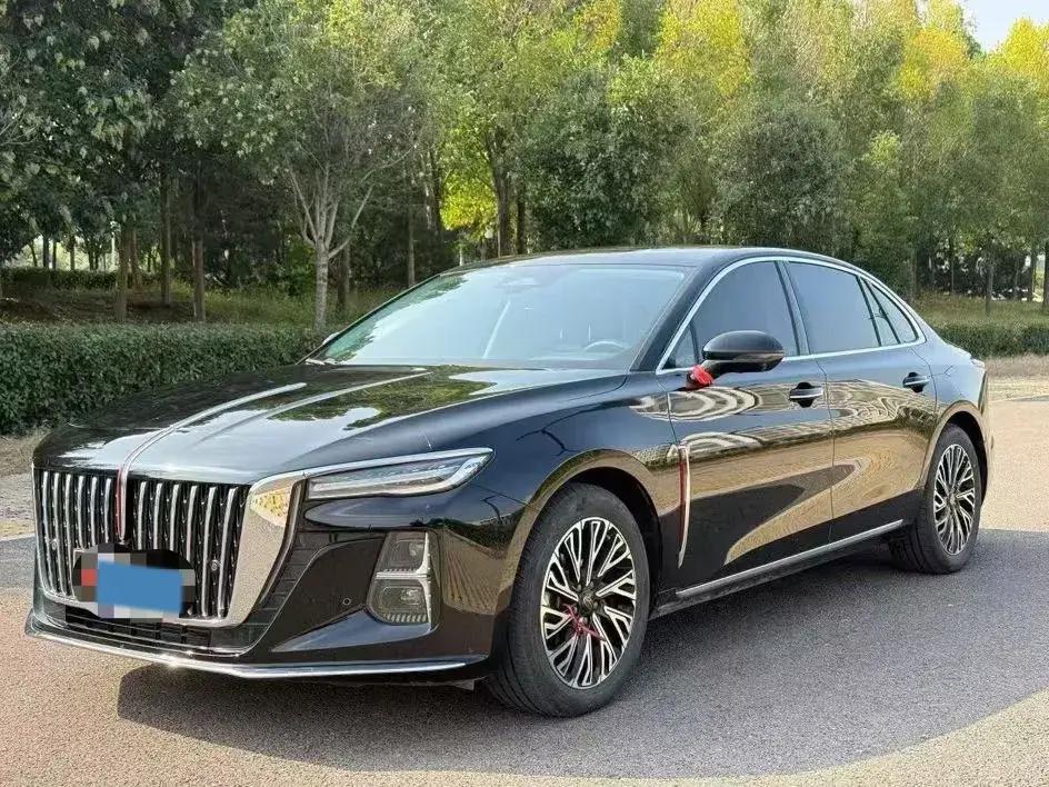 2023 HongQi H5 2.0T 224HP L4 8AT
