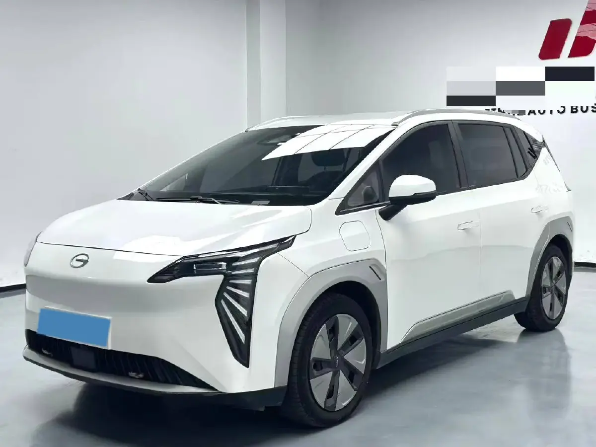 2023 Aion Y BEV 61.7KWH