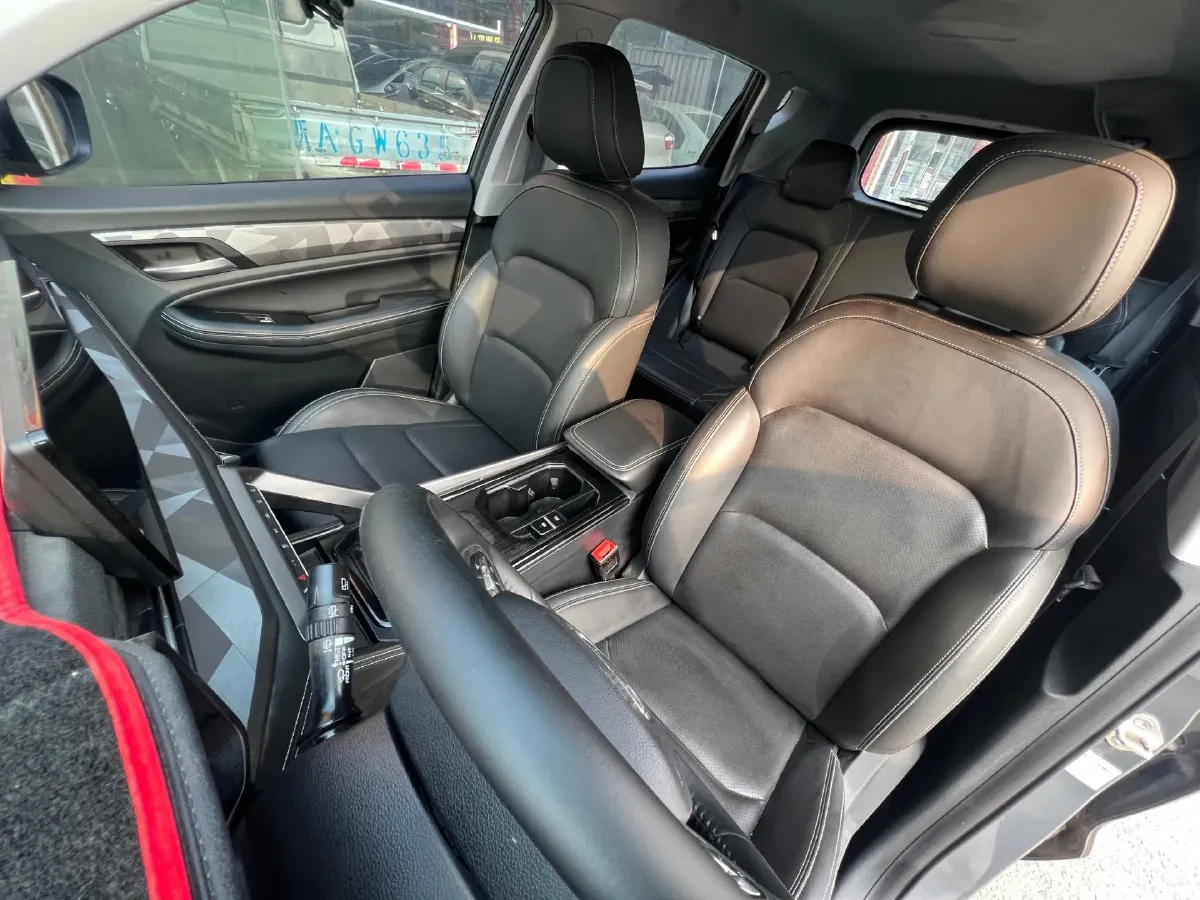 2021 Geely Vision X6 1.4T 141HP L4 6MT,autocango,china used car exporter,china ev exporter,chinese used car exporter,chinese used ev exporter