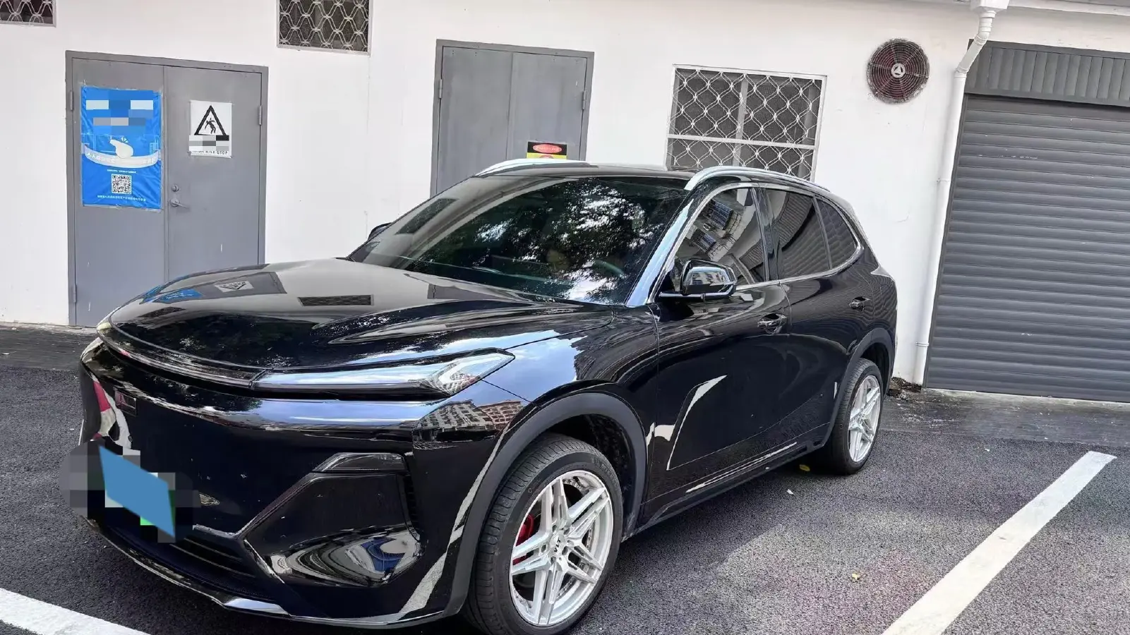 2025 BYD Sea Lion 05 DM-i 1.5L 101HP L4 E-CVT PHEV 18.3KWH