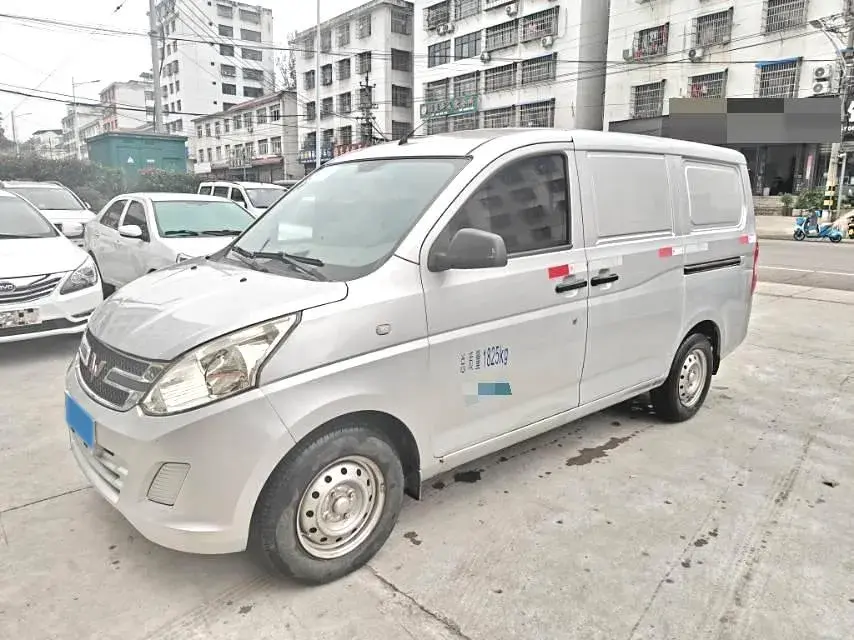 2019 WuLing RongGuang V 1.5L 112HP L4 5MT