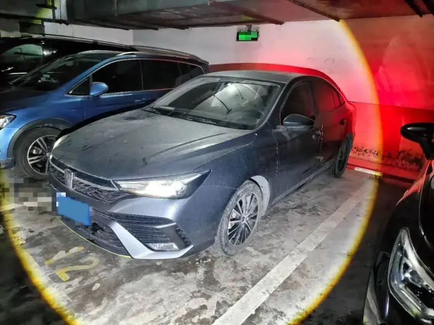 2021 Roewe i5 1.5L 120HP L4 CVT