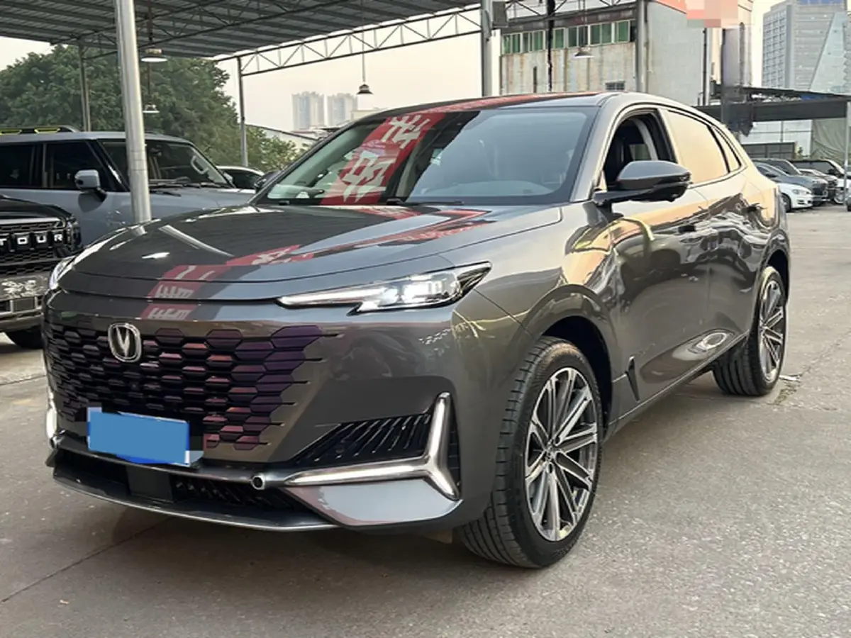 2021 ChangAn UNI-K 2.0T 233HP L4 8AT