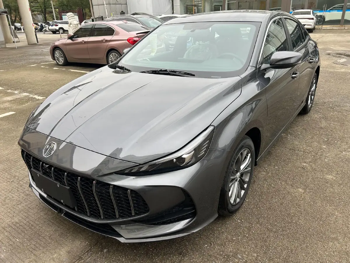 2025 MG 5 1.5L 129HP L4 CVT