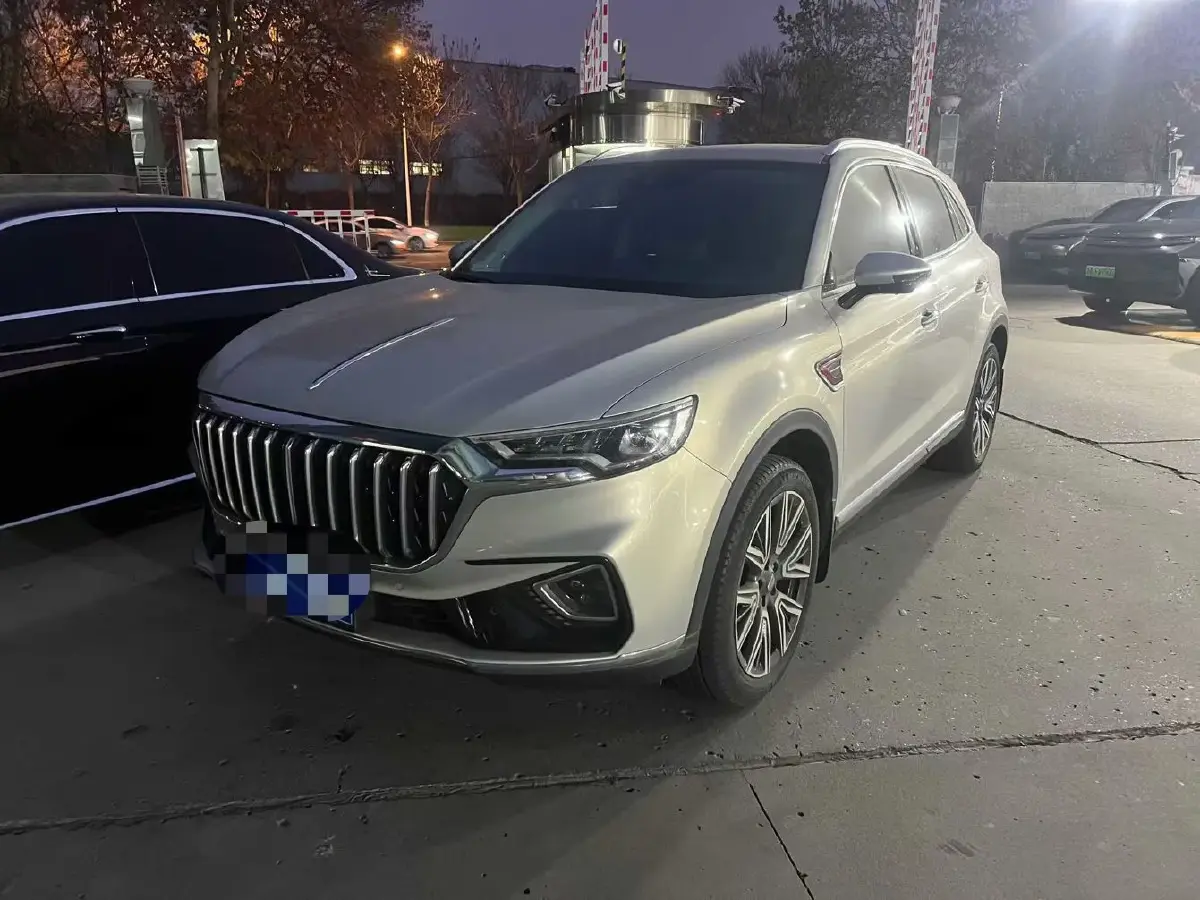 2022 HongQi HS5 2.0T 224HP L4 6AT