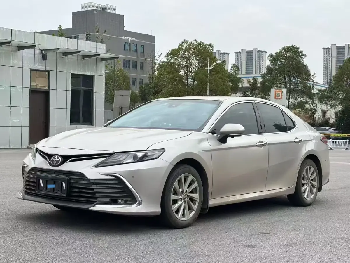 2021 Toyota Camry 2.0L 178HP L4 CVT