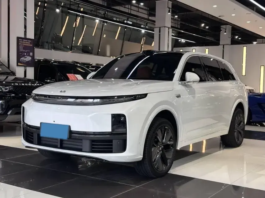 2024 Li L8 Range Extended 154HP REEV 42.8KWH