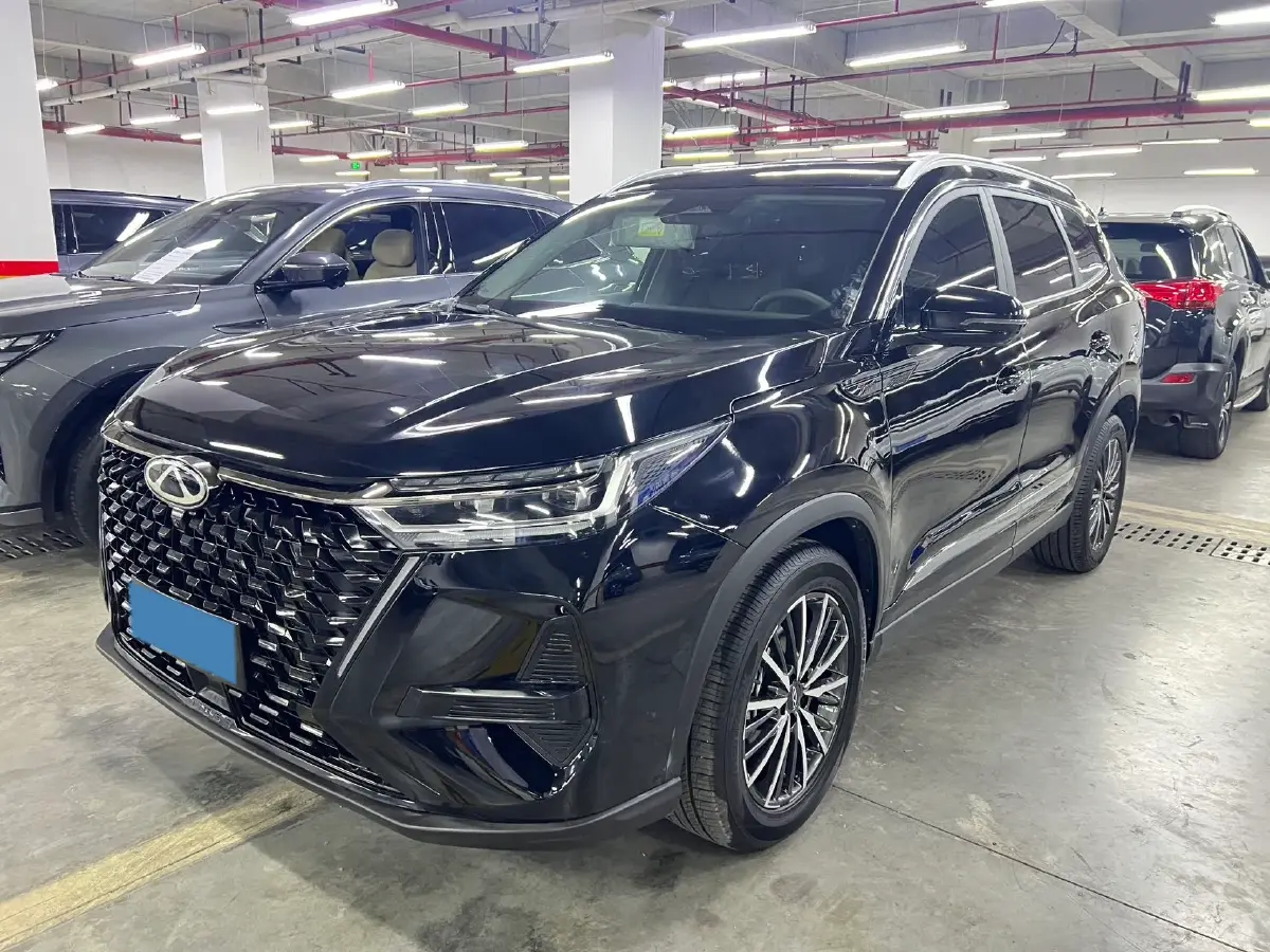 2025 Chery Tiggo 8 PRO 1.6T 197HP L4 7DCT