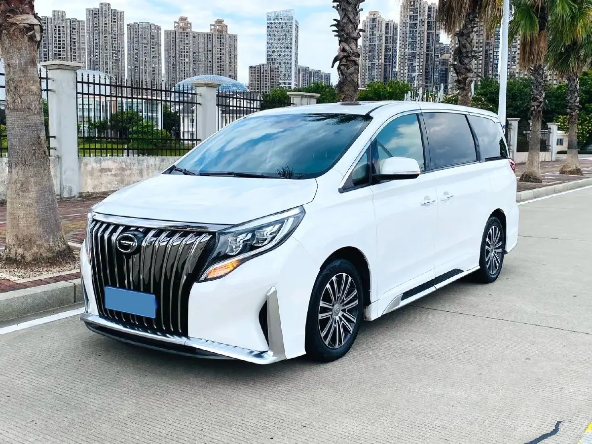 2021 GAC Trumpchi M8 2.0T 252HP L4 8AT