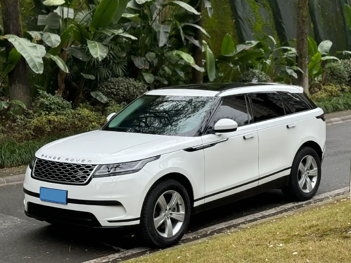 2018 Land Rover Range Rover Velar 2.0T 300HP L4 8AT