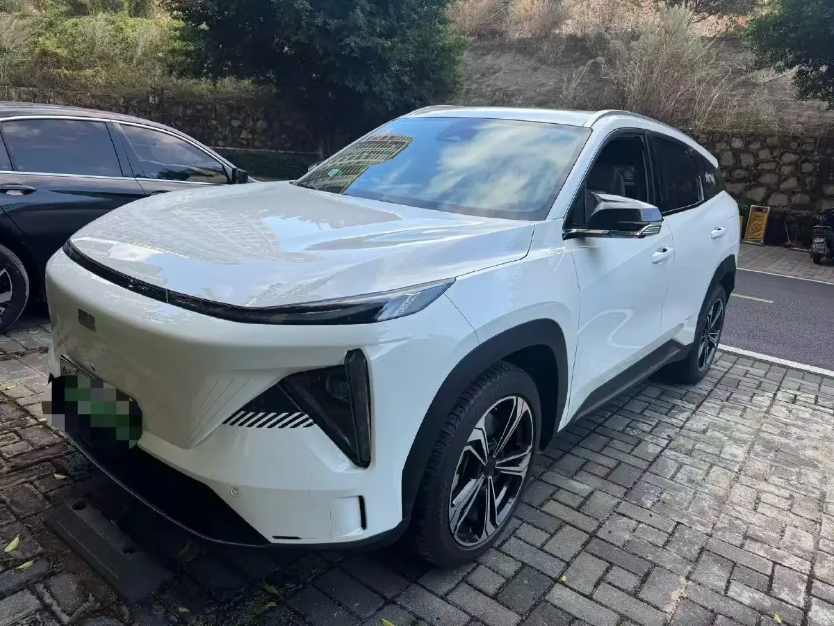 2023 Geely Galaxy L7 1.5T 163HP L4 3DHT PHEV 18.7KWH