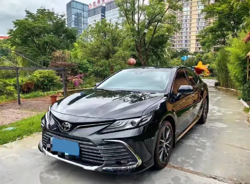 2023 Toyota Camry 2.5L 207HP L4 8AT