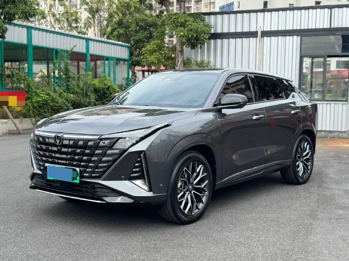 2024 ChangAn UNI-Z 1.5L 98HP L4 E-CVT PHEV 18.4KWH