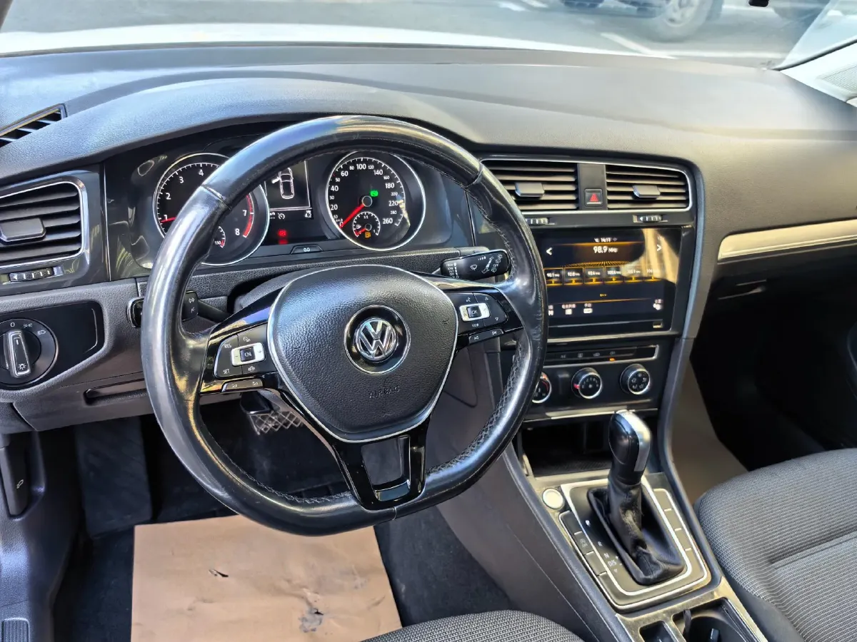 2019 Brilliance Auto V7 1.8T 231HP L4 7DCT,autocango,china used car exporter,china ev exporter,chinese used car exporter,chinese used ev exporter