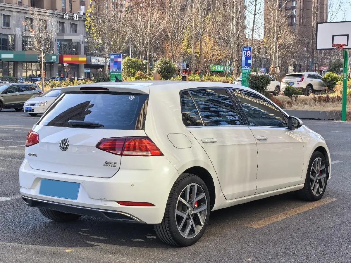 2019 Brilliance Auto V7 1.8T 231HP L4 7DCT,autocango,china used car exporter,china ev exporter,chinese used car exporter,chinese used ev exporter