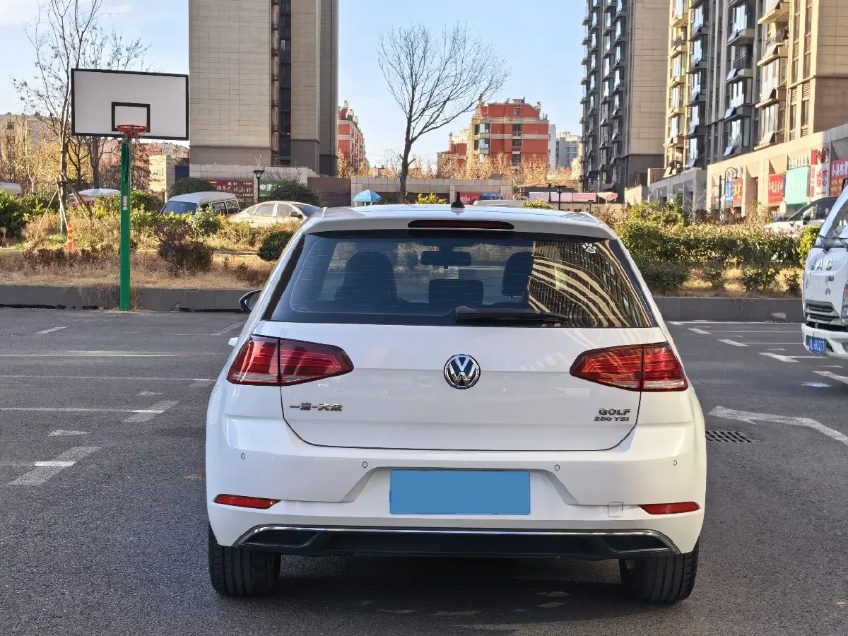 2019 Brilliance Auto V7 1.8T 231HP L4 7DCT,autocango,china used car exporter,china ev exporter,chinese used car exporter,chinese used ev exporter