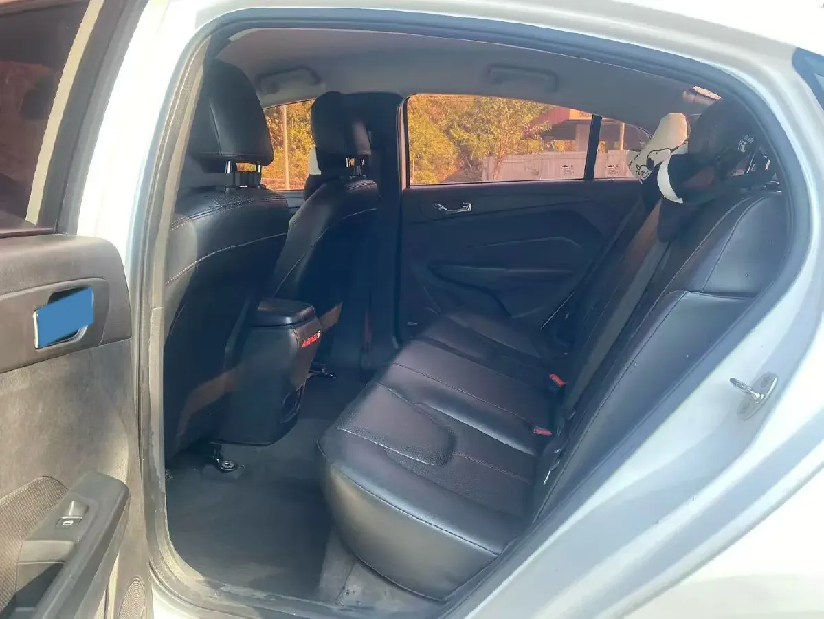 2017 ChangAn CS35 1.6L 125HP L4 5MT,autocango,china used car exporter,china ev exporter,chinese used car exporter,chinese used ev exporter