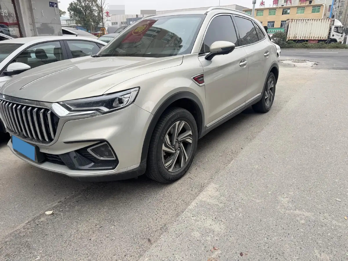 2022 HongQi HS5 2.0T 224HP L4 6AT