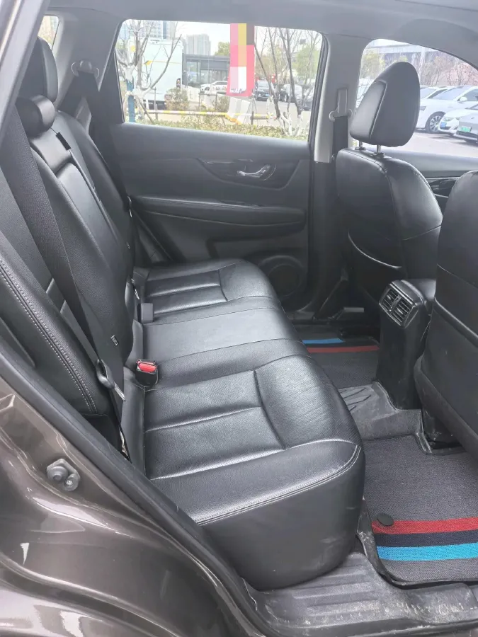 2020 Nissan X-Trail 2.0L 154HP L4 CVT,autocango,china used car exporter,china ev exporter,chinese used car exporter,chinese used ev exporter