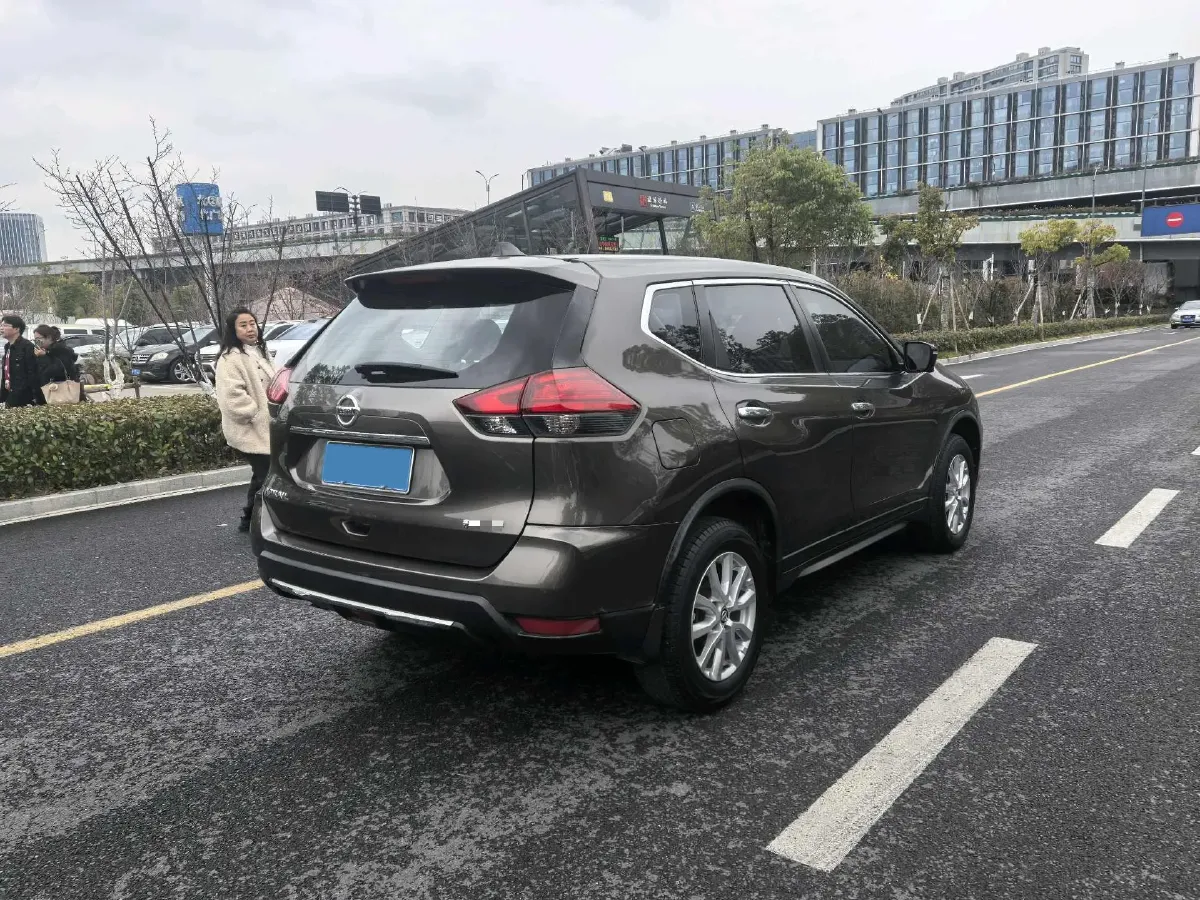 2020 Nissan X-Trail 2.0L 154HP L4 CVT,autocango,china used car exporter,china ev exporter,chinese used car exporter,chinese used ev exporter