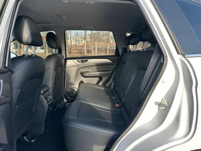 2022 Haval H6 1.5T 184HP L4 7DCT,autocango,china used car exporter,china ev exporter,chinese used car exporter,chinese used ev exporter